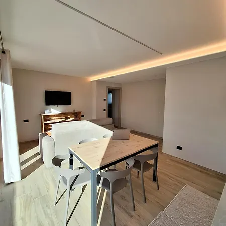 Sbuffo Apartment *